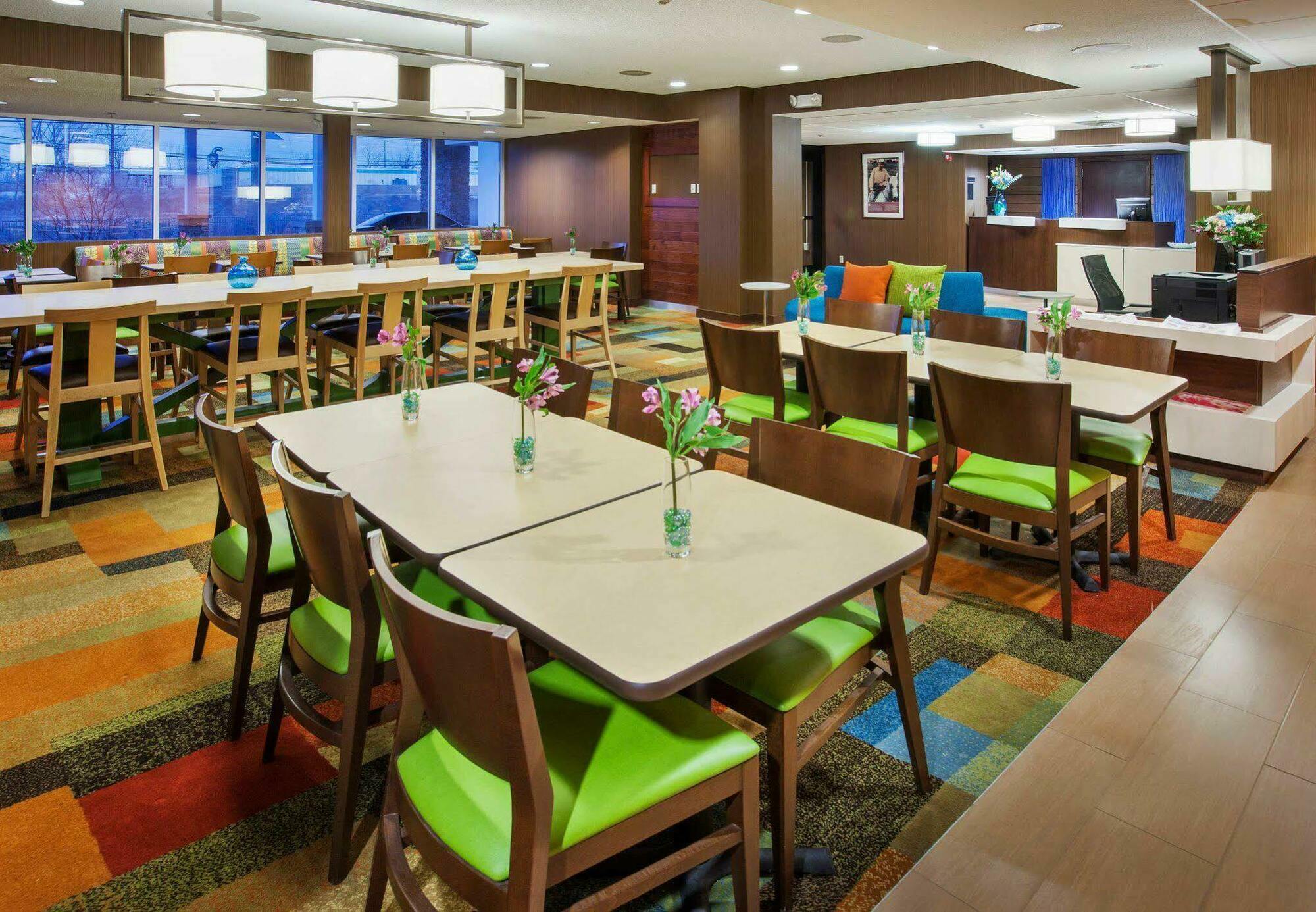 Fairfield Inn By Marriott East Rutherford Meadowlands Экстерьер фото